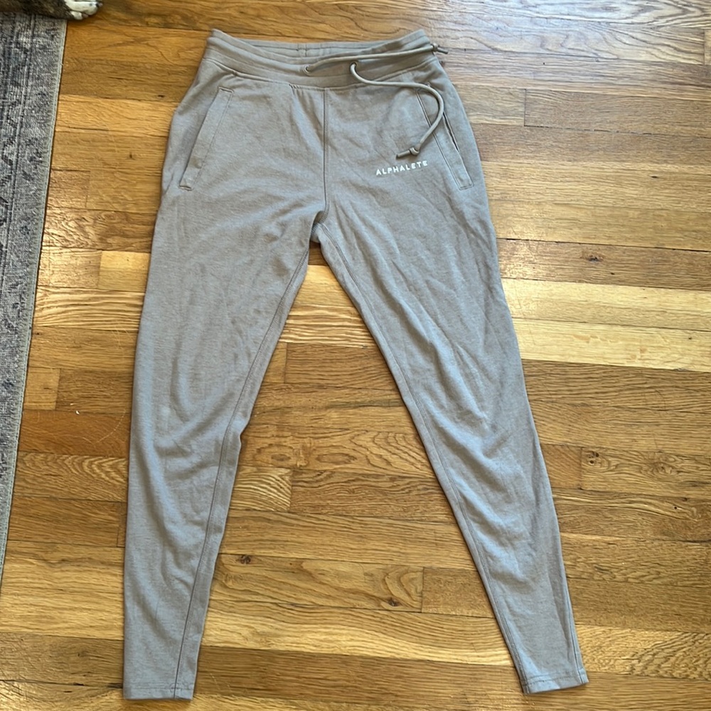 Alphalete Joggers